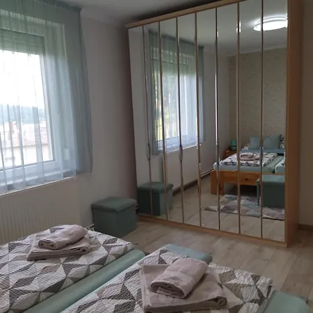 Harmonia Vendeghaz Holiday home *